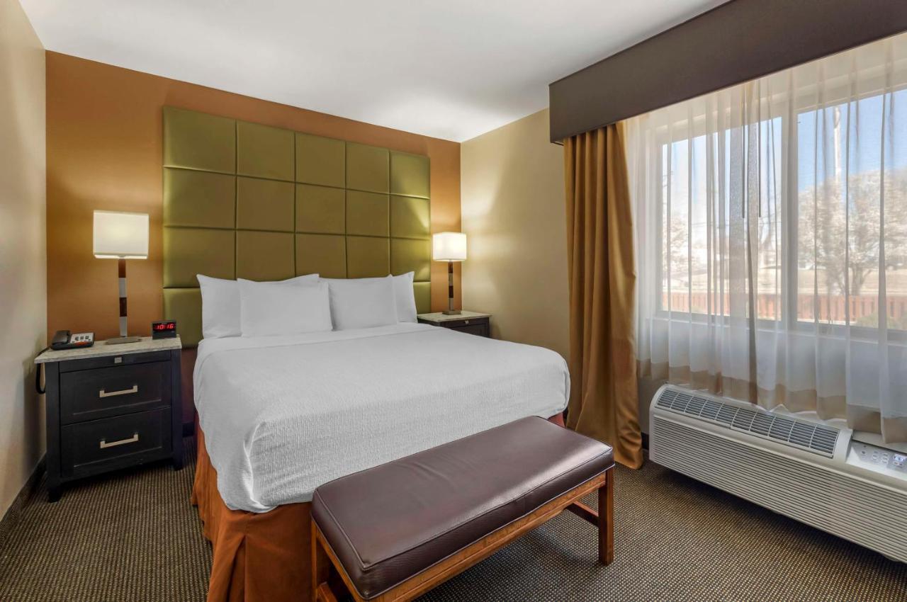 Best Western Plus Country Inn & Suites Dodge City Exterior foto