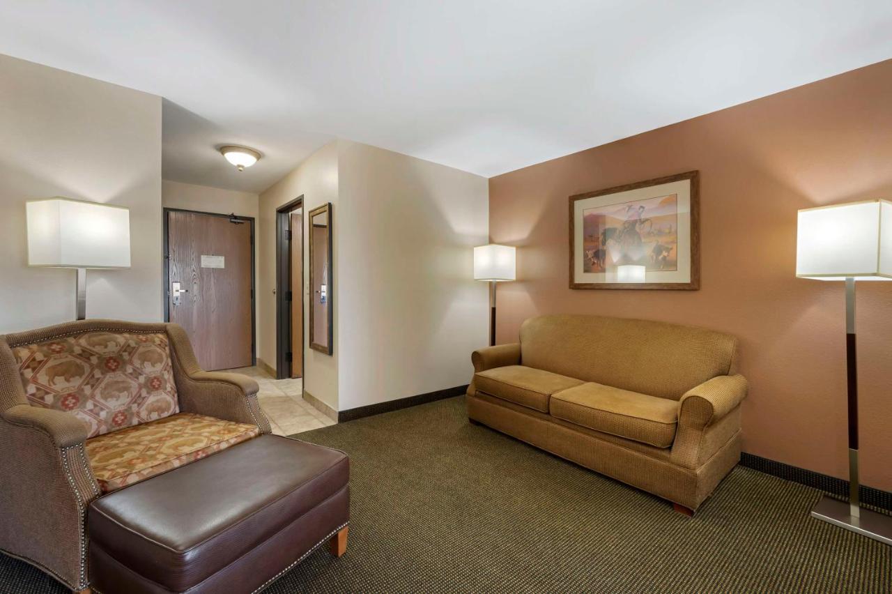 Best Western Plus Country Inn & Suites Dodge City Exterior foto