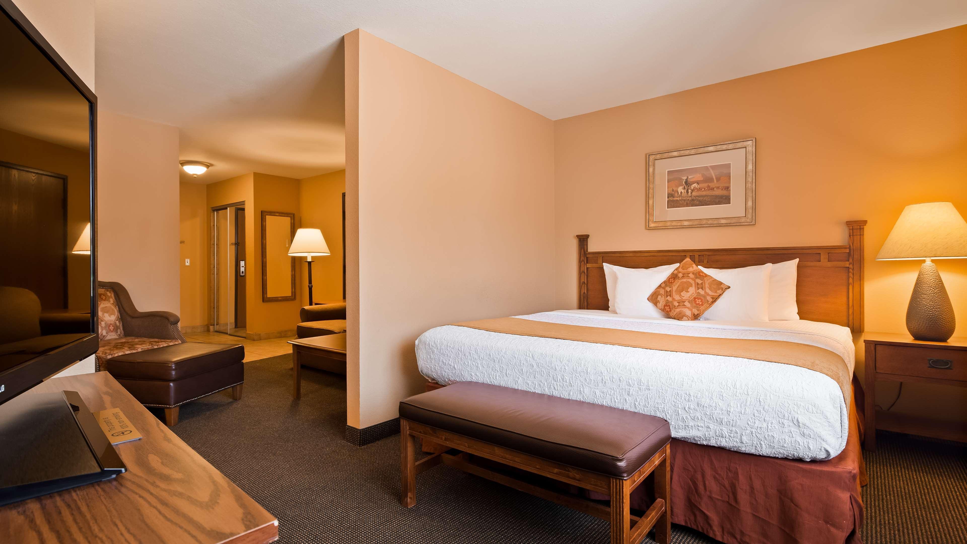 Best Western Plus Country Inn & Suites Dodge City Exterior foto