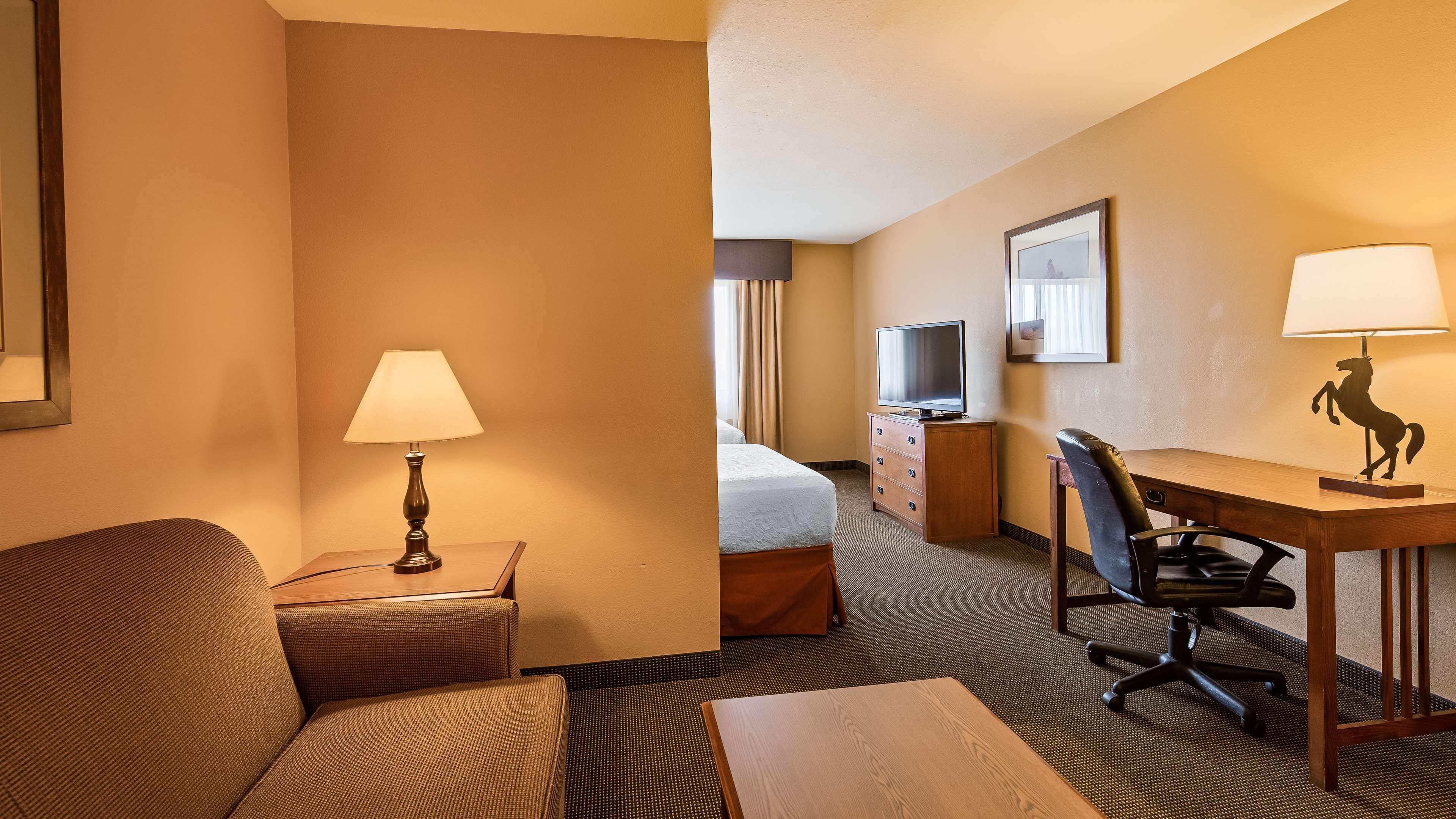 Best Western Plus Country Inn & Suites Dodge City Exterior foto