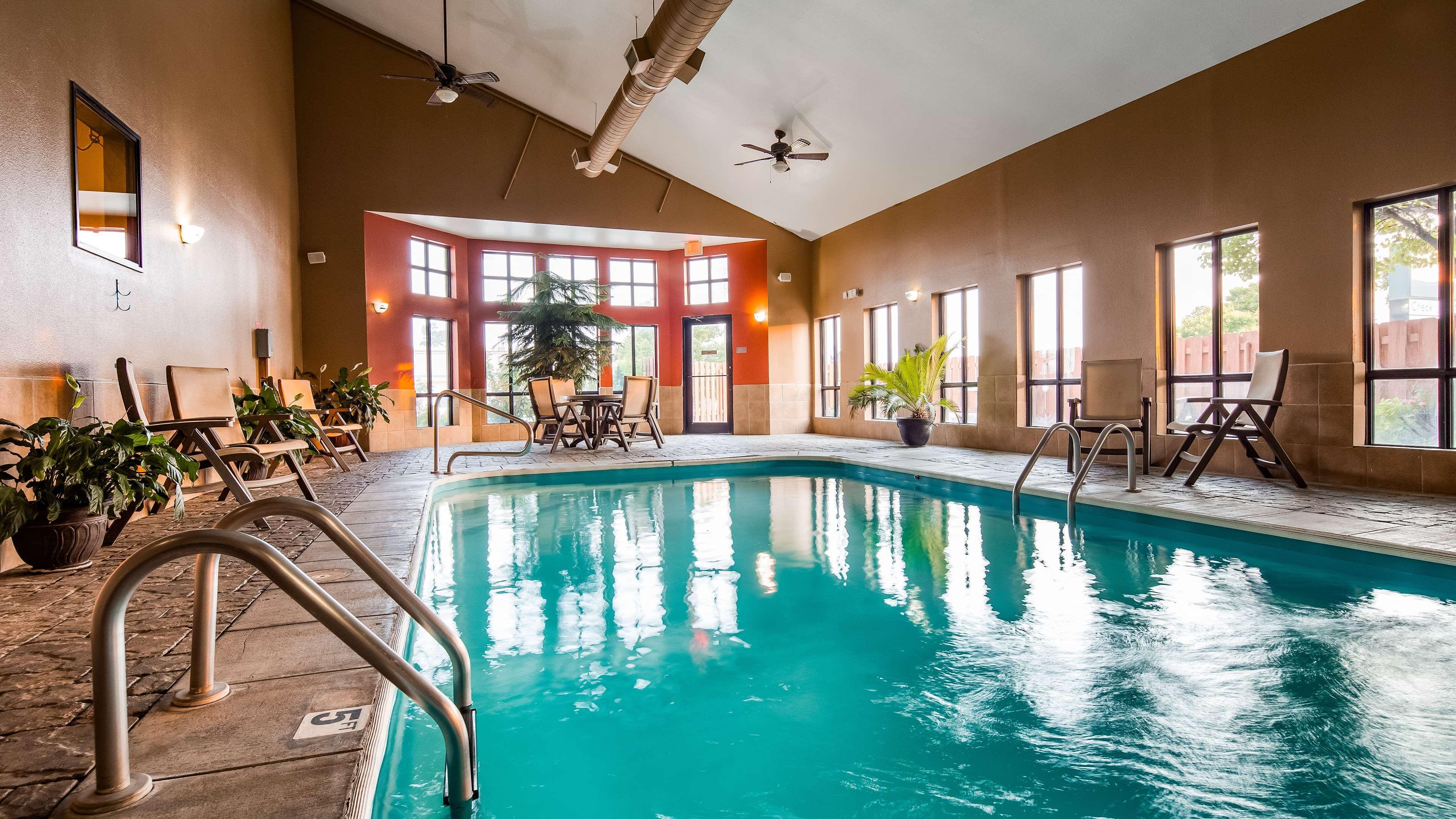 Best Western Plus Country Inn & Suites Dodge City Exterior foto